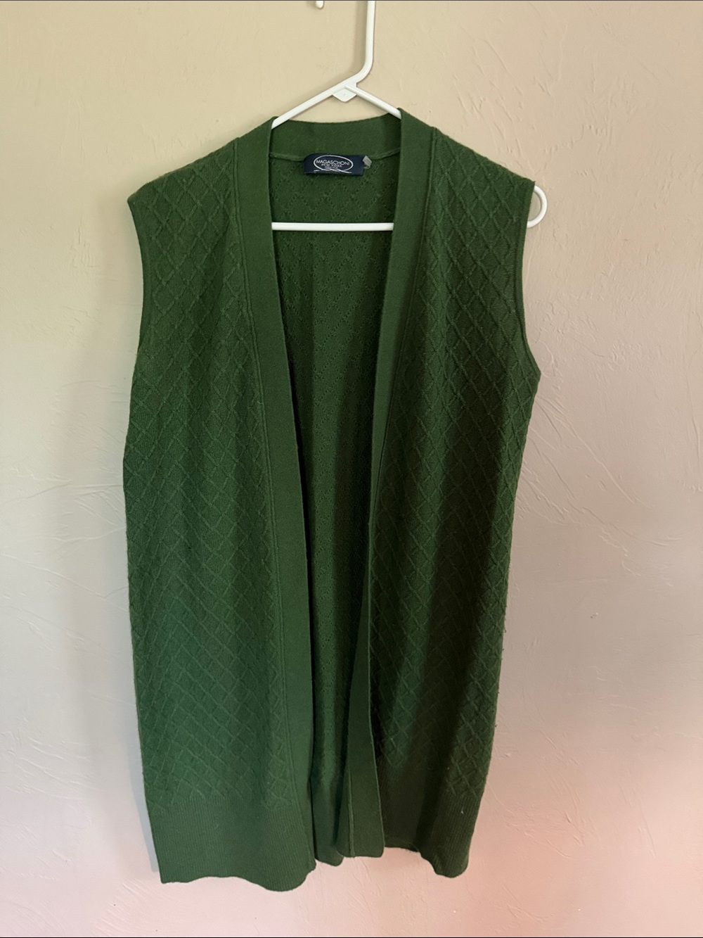 Magaschoni 100% cashmere Forest Green Sleeveless Open-Front Cardigan